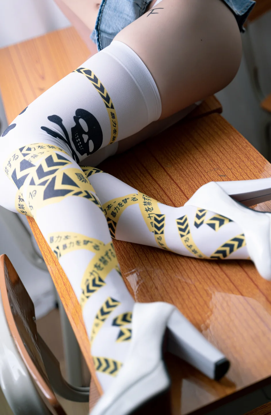 面饼仙儿 - 短校服胶带 [32P-475MB] tg@simisebaisi 【丝足阁】022.webp